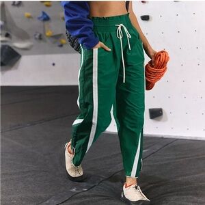 FP MOVEMENT Champ Is Here Pants NWT Heritage Green Size Large